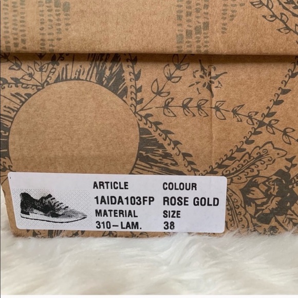 NIB Free People sneakers in rose gold 8 - Picture 6 of 6